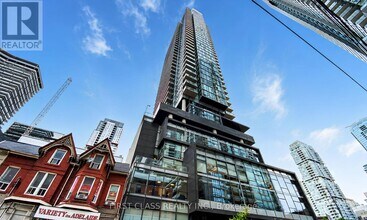 Building Photo - 290 Adelaide St W
