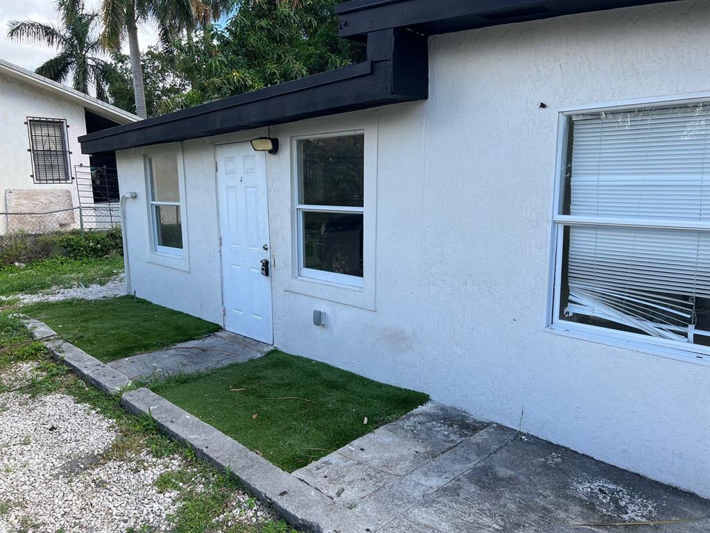 Foto principal - 8269 NW 1st Pl
