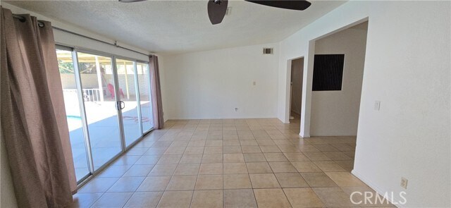 Foto del edificio - 12798 Catalpa Ave