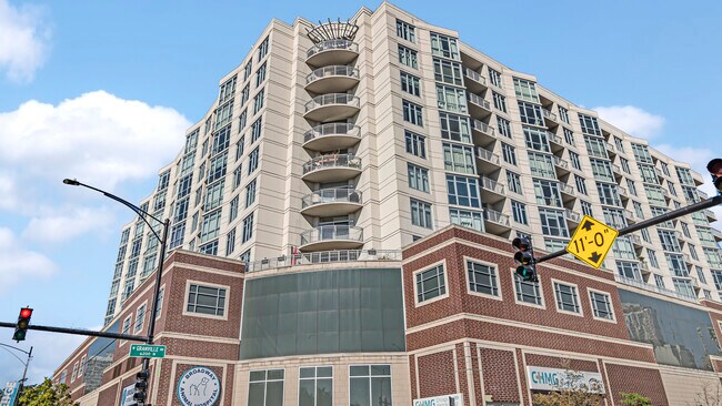 Foto del edificio - 1134 W Granville Ave
