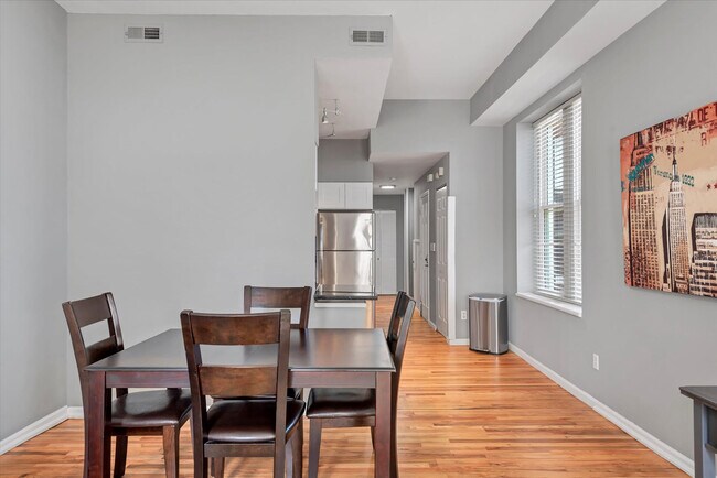 Foto del edificio - 713 Barton St