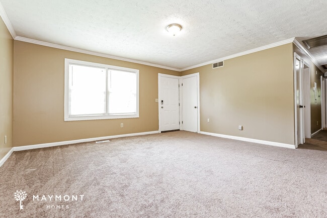 Building Photo - 4590 Ridgeview Dr