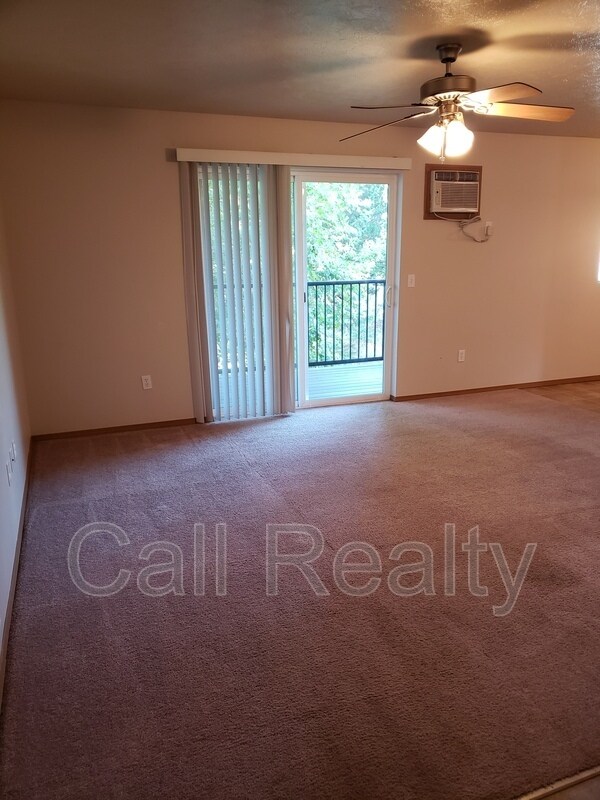 Building Photo - 13424 E Skyview Ave