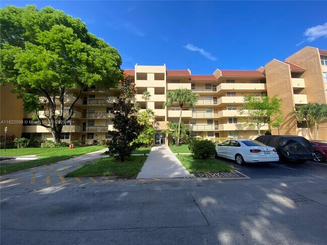 Foto del edificio - 3801 Environ Blvd