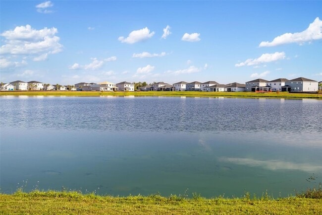 Building Photo - 17107 James Trl