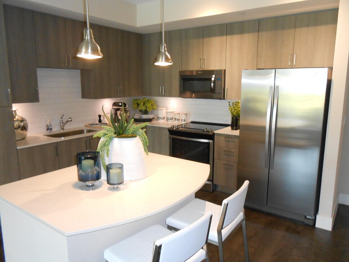 Foto principal - 854 Broken Sound Pkwy NW