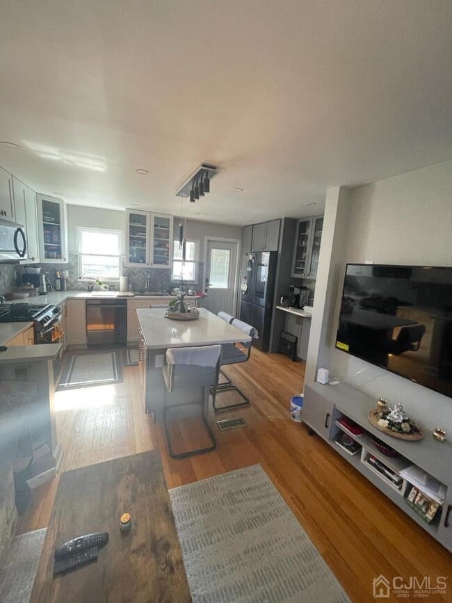 187 Woodbridge Ave, Metuchen, NJ 08840 House Rental in Metuchen, NJ