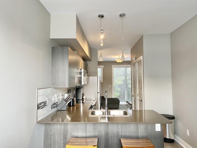 Building Photo - 2 bedroom in Kitimat BC V8C 2N9