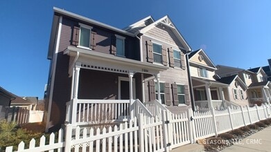 Building Photo - 7884 Fedora Ln