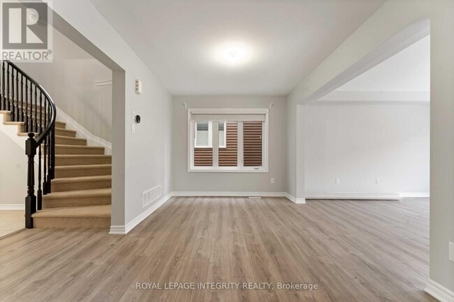 Building Photo - 408 Aphelion Cres