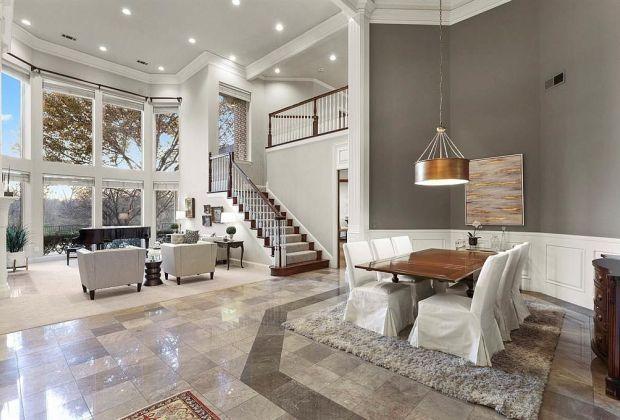 Foto del edificio - 5327 Willow Wood Ln