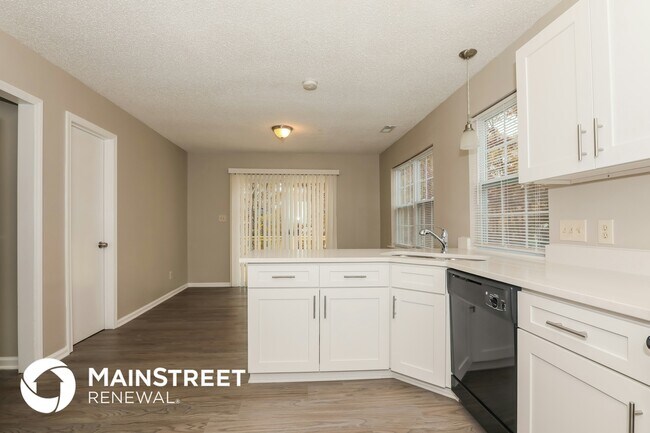 Foto del edificio - 7516 Swedish Ivy Ln