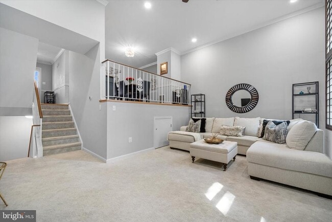 Building Photo - 3755 Madison Ln