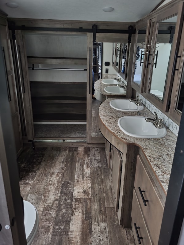 Building Photo - 12004 47th Dr NE