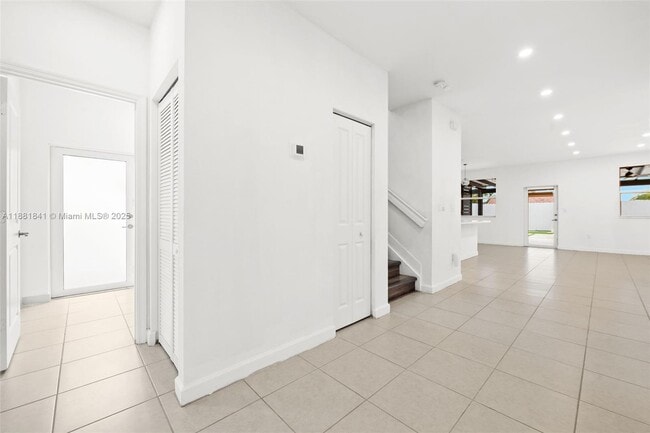 Building Photo - 13535 SW 184th Ter