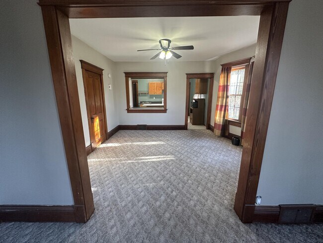 Foto del edificio - 2714 Pinard St