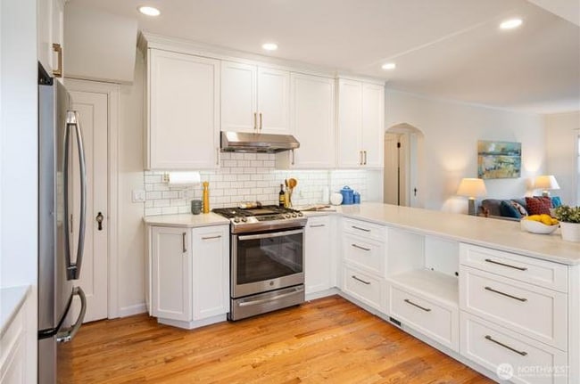 Building Photo - 9716 Dayton Ave N