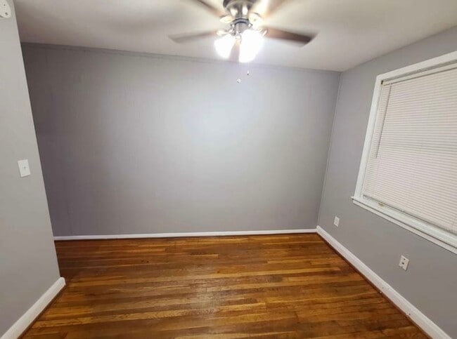 Building Photo - 3 Bedroom Townhouse located in Frankford-Baltimore city