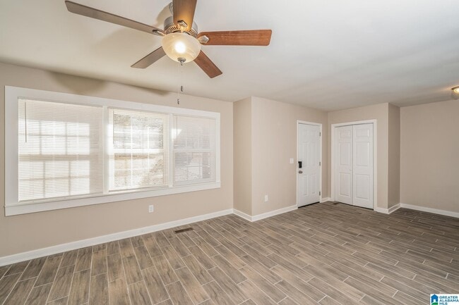 Foto del edificio - 332 Tupelo Rd