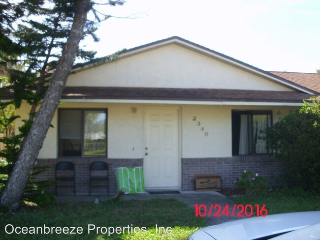 Building Photo - 2346 Fern Palm Dr