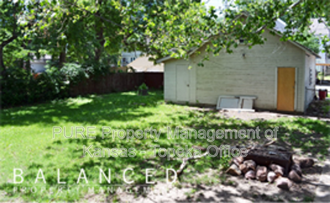 Building Photo - 1617 SW Mulvane St