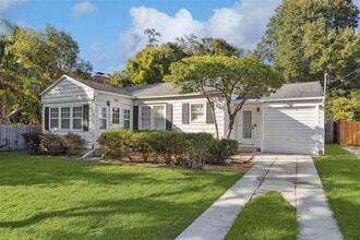 Building Photo - 1815 E Central Blvd Building Photo - 1815 E Central Blvd