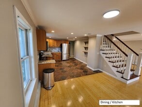 Building Photo - 68 Peach Orchard Rd