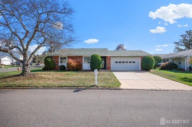 Foto del edificio - 351A Jutland Dr