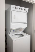 Interior Photo - River Rock Apartments