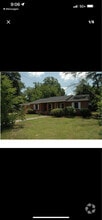 Building Photo - 260 Poplar St