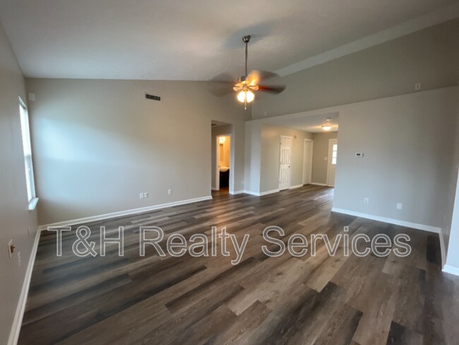 Building Photo - 9204 Symphony Way