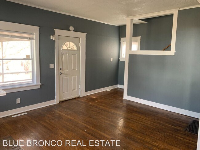 Building Photo - 4 br, 1 bath House - 3800 Chestnut Ave