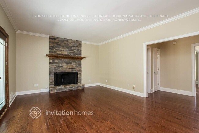 Building Photo - 435 Clubfield Dr