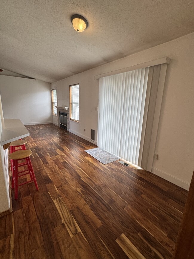Building Photo - 426 W Arizona Ln