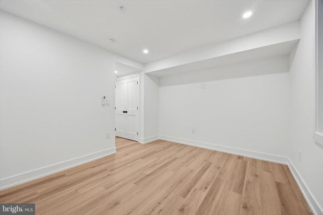Building Photo - 808 N 3rd St