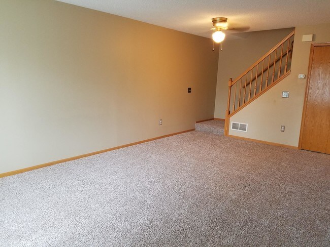 Foto del edificio - 12121 Killdeer St NW