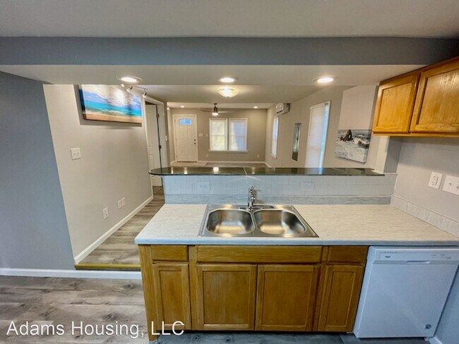 Foto del edificio - 2 br, 1 bath House - 535 Winder St