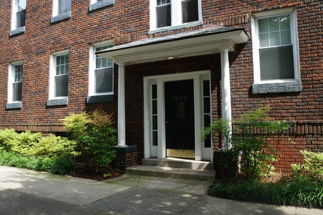 Photo - WEST GHENT House