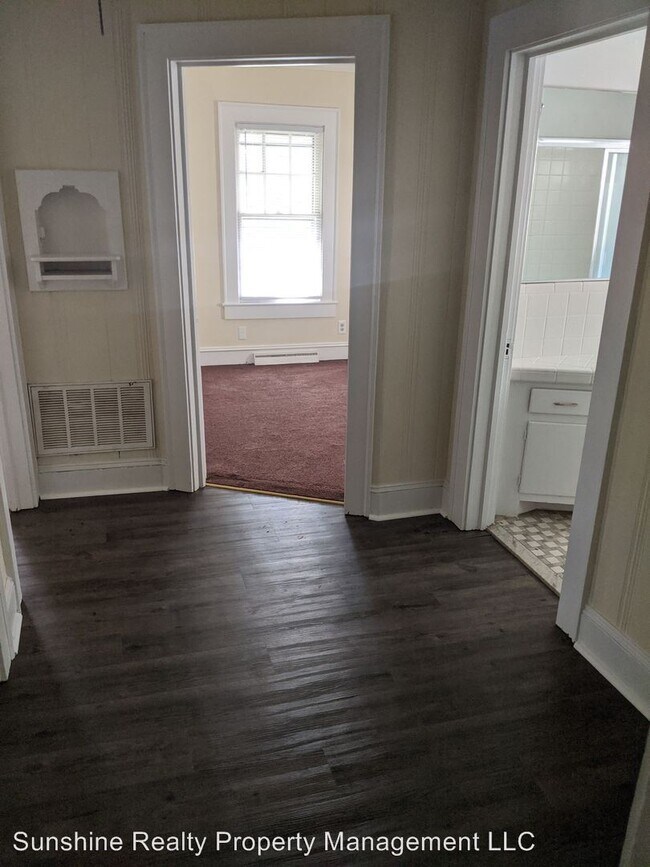 Foto del edificio - 2 br, 1 bath House - 209 E. Fifth St