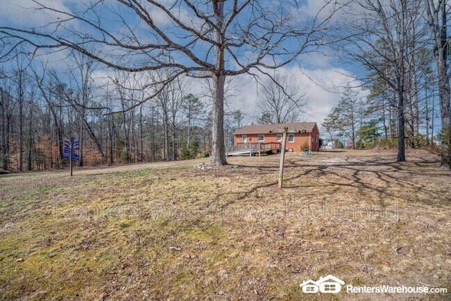 Building Photo - 5001 Otterdale Rd