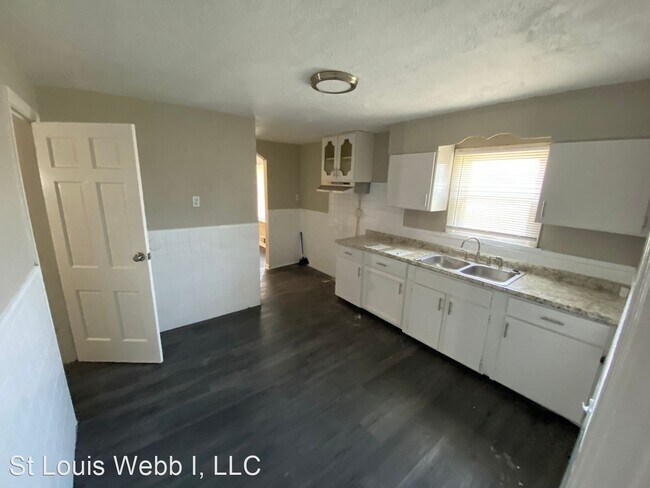 Building Photo - 3 br, 1 bath House - 2730 Kinamore Dr