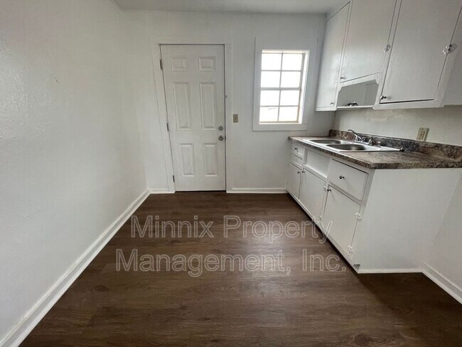 Foto del edificio - 102 N 11th St