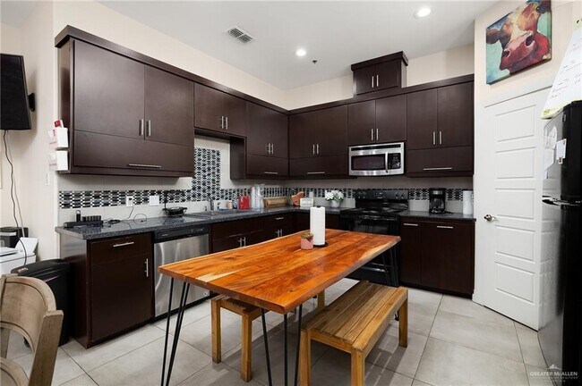 Foto del edificio - 3011 S L Ln