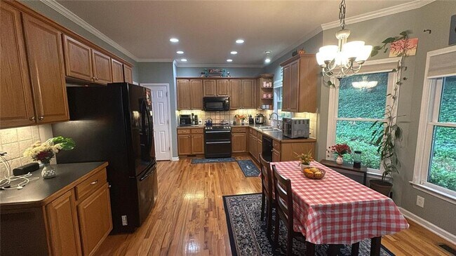 Building Photo - 4560 Dennington Trce