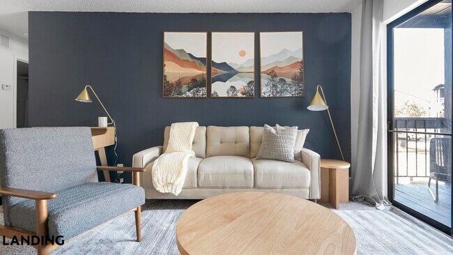 Foto del edificio - 1071 Clayton Ln