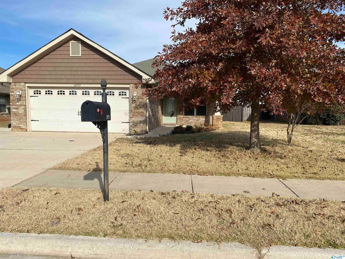 24755 Silent Spring Dr, Athens, AL 35613 House for Rent in Athens, AL