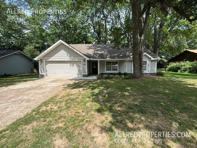 Building Photo - 2143 Loren Cir