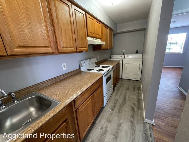 Foto del edificio - 2 br, 2 bath House - 1104 Autumn Circle - C