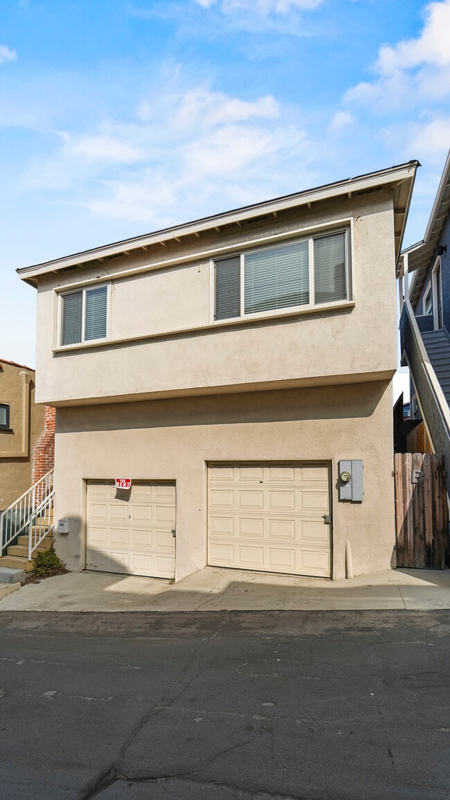 Building Photo - 225 Marine Ave