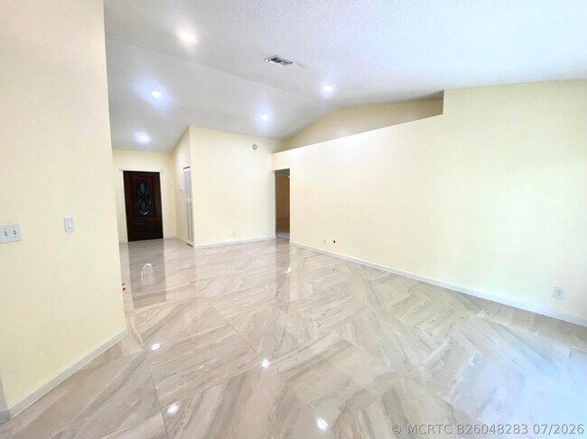 Foto del edificio - 5314 Blueberry Hill Ave